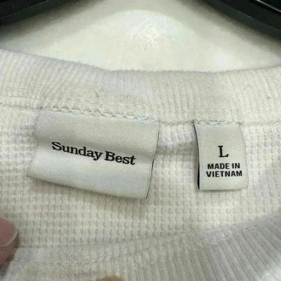 Aritzia Sunday Best white long sleeve cropped pullover women’s size large - Picture 5 of 7